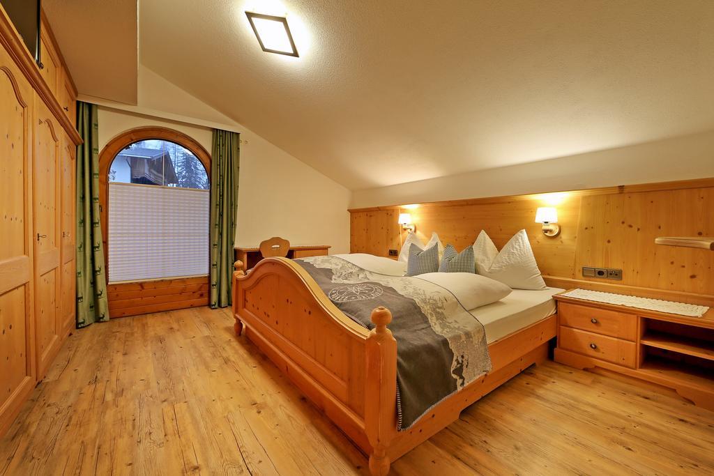 Landhaus & Apartment Taxach Ried im Zillertal Eksteriør billede