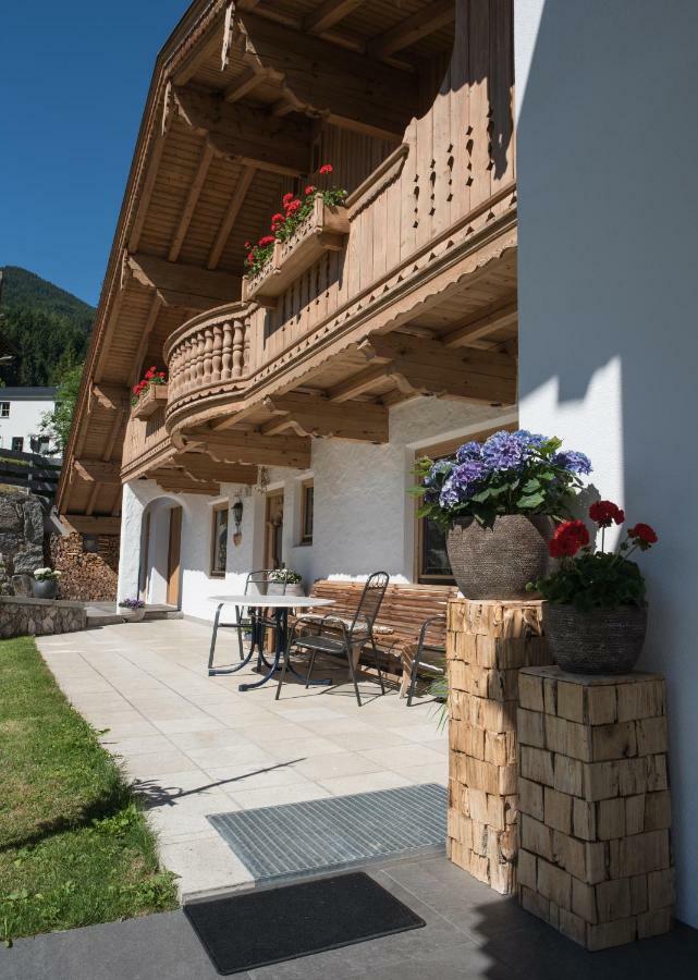 Landhaus & Apartment Taxach Ried im Zillertal Eksteriør billede