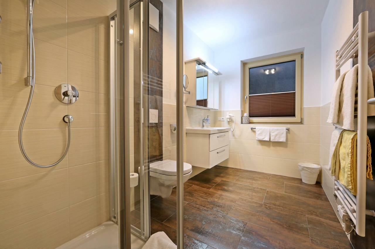 Landhaus & Apartment Taxach Ried im Zillertal Eksteriør billede