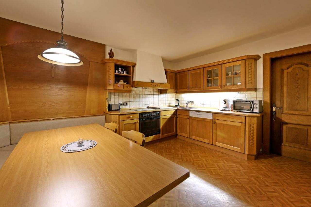 Landhaus & Apartment Taxach Ried im Zillertal Eksteriør billede