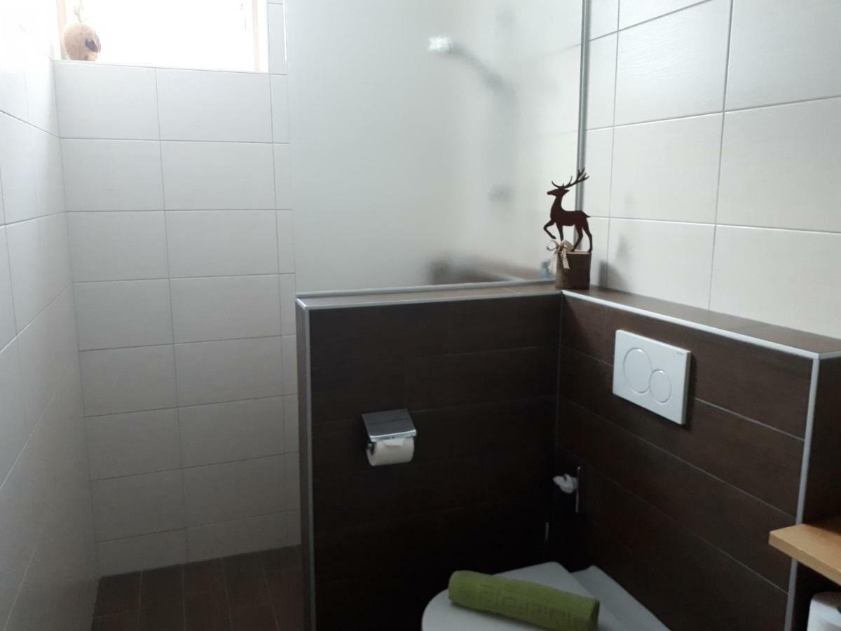 Landhaus & Apartment Taxach Ried im Zillertal Eksteriør billede